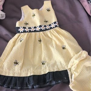 Yellow bumblebee dress
